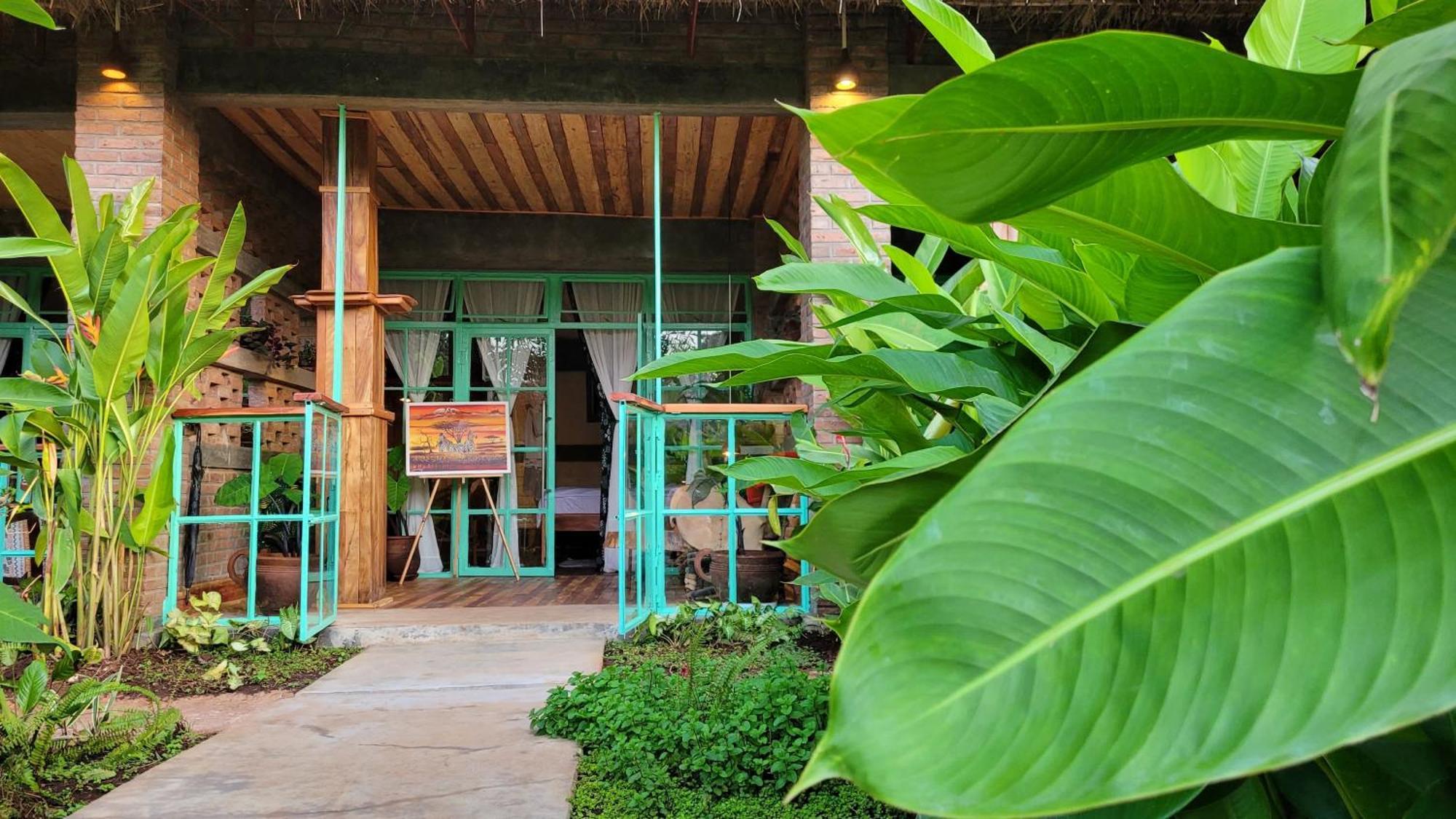 Mount Kilimanjaro 360 View Cottage Uru ภายนอก รูปภาพ