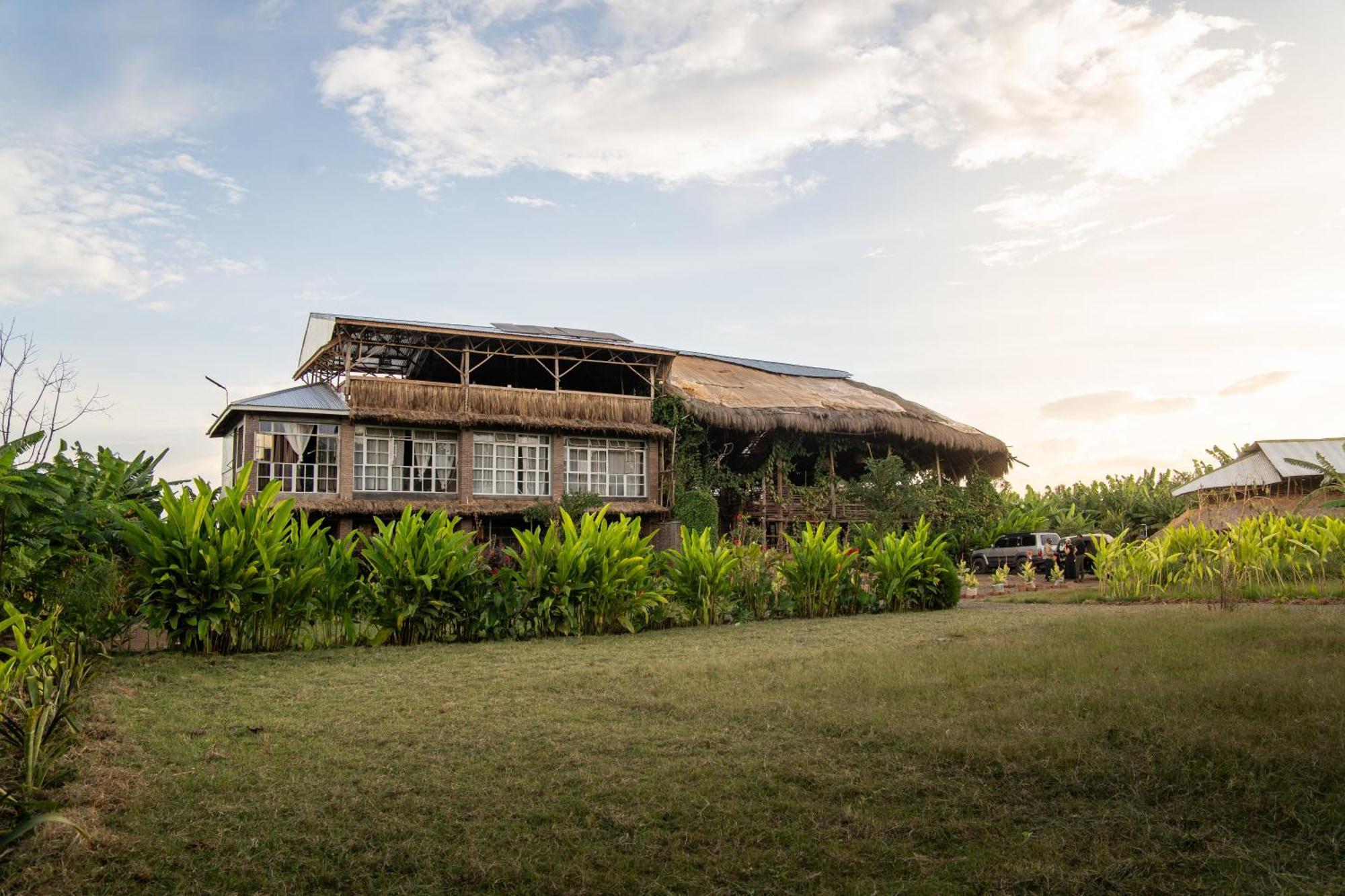 Mount Kilimanjaro 360 View Cottage Uru ภายนอก รูปภาพ