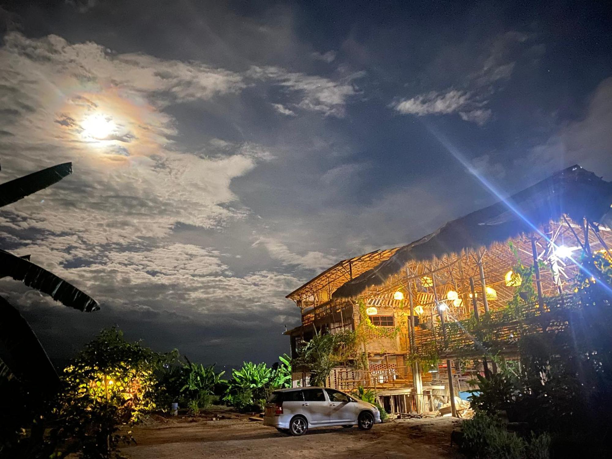 Mount Kilimanjaro 360 View Cottage Uru ภายนอก รูปภาพ