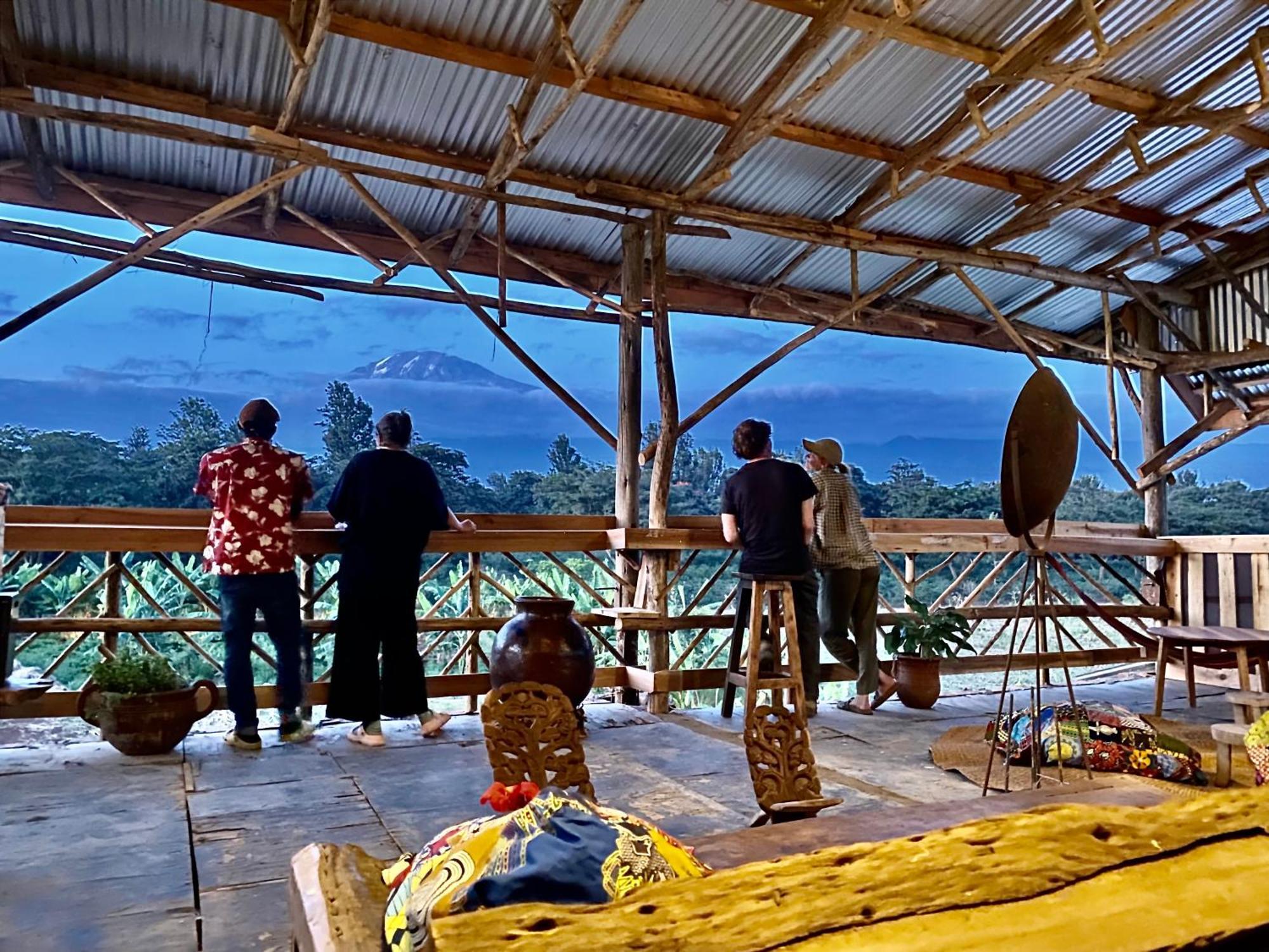 Mount Kilimanjaro 360 View Cottage Uru ภายนอก รูปภาพ
