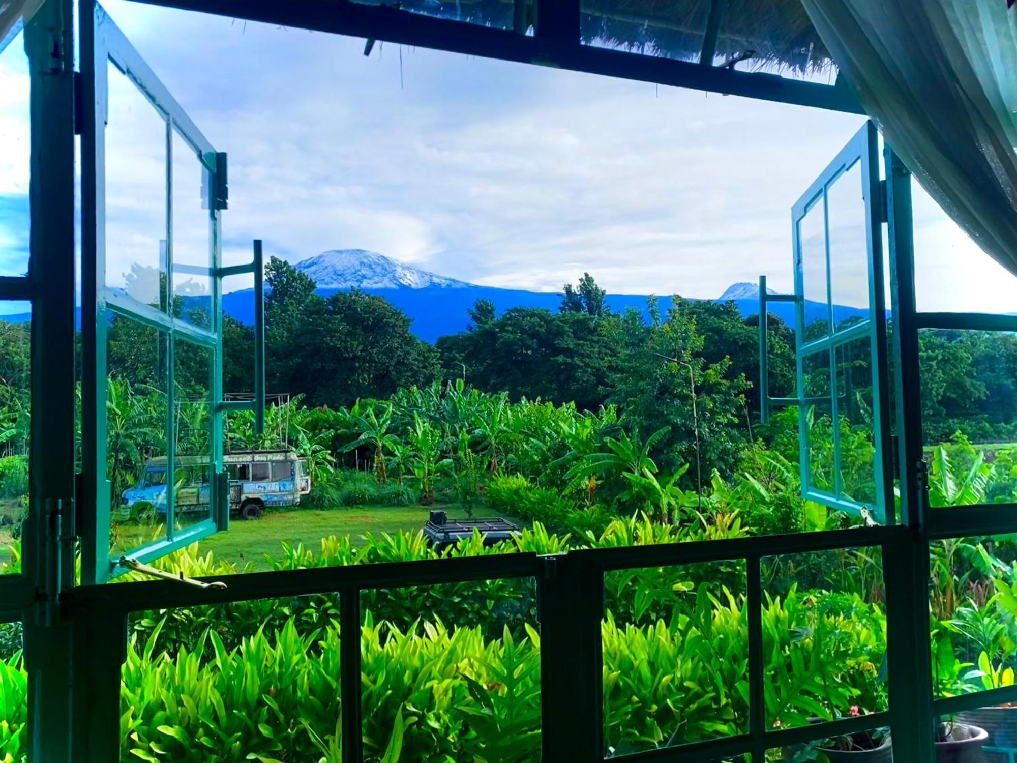 Mount Kilimanjaro 360 View Cottage Uru ภายนอก รูปภาพ